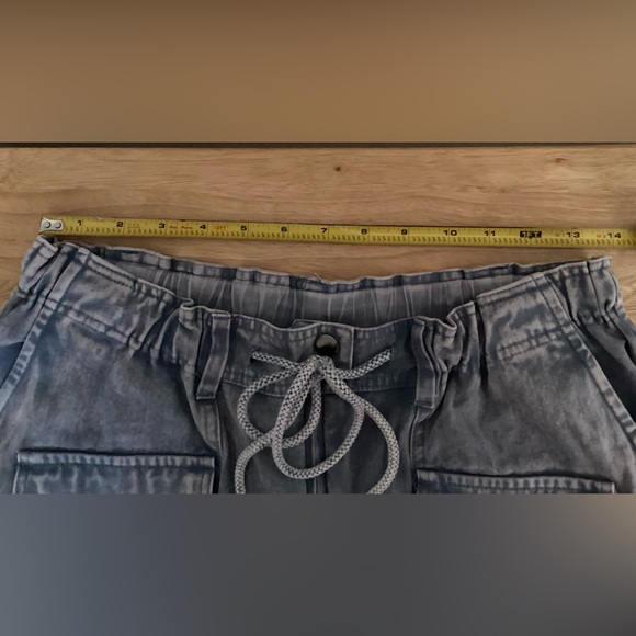 New—Oli & Hali Cargo Pants with Drawstring - Picture 9 of 10